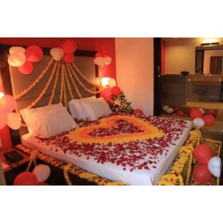 Romantic Wedding Night Decor