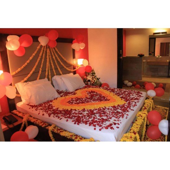 Romantic Wedding Night Decor