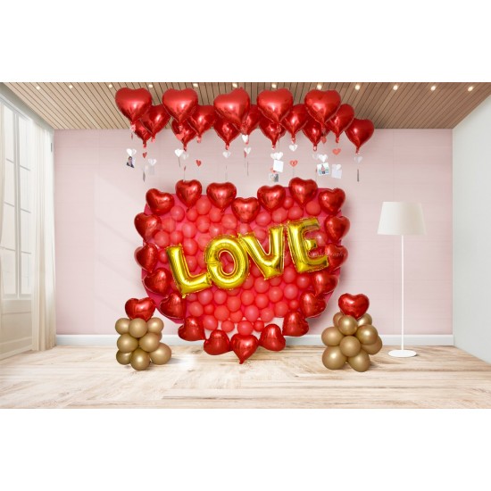 Hearty Balloon Wall